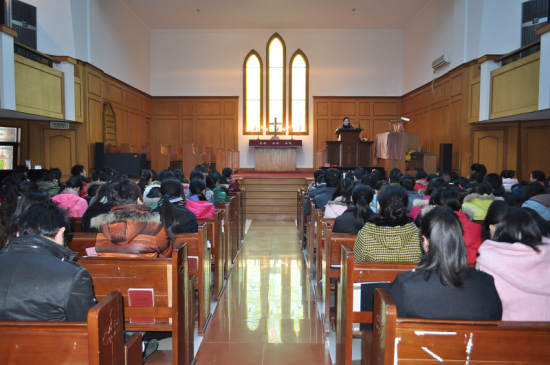 华东神学院举行世界公祷日崇拜 华东神学院举行世界公祷日崇拜